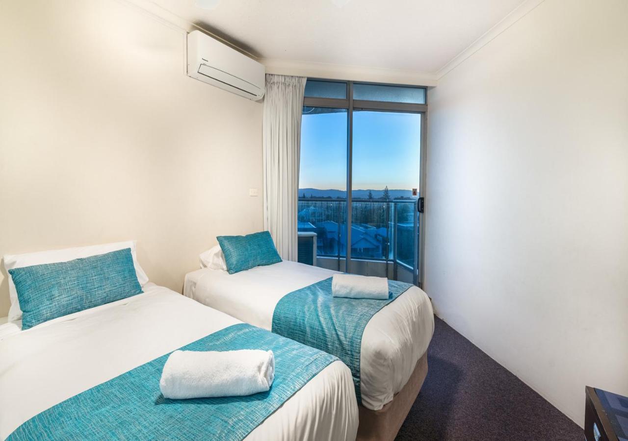 גולד קוסט Foreshore Beachfront Apartments מראה חיצוני תמונה