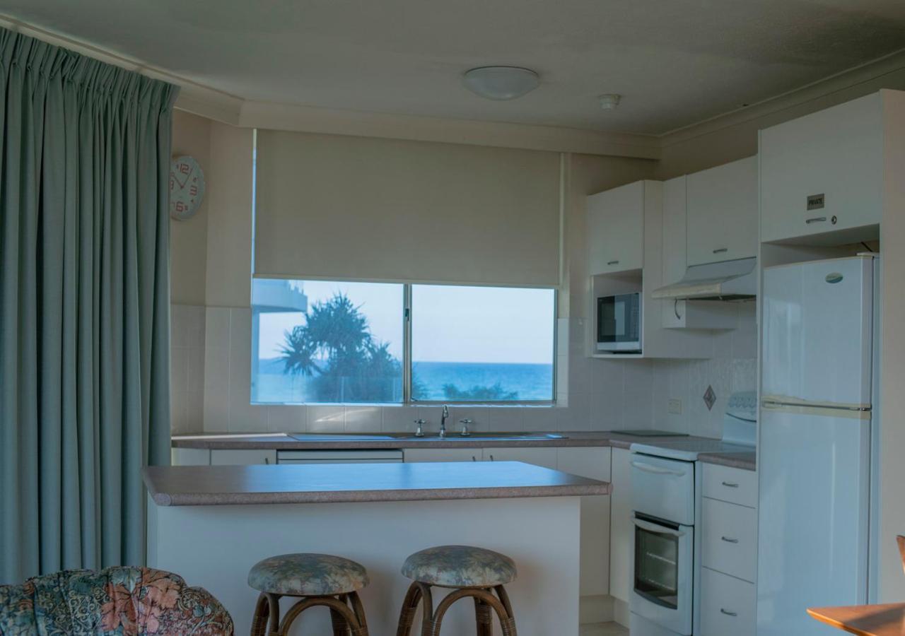 גולד קוסט Foreshore Beachfront Apartments מראה חיצוני תמונה