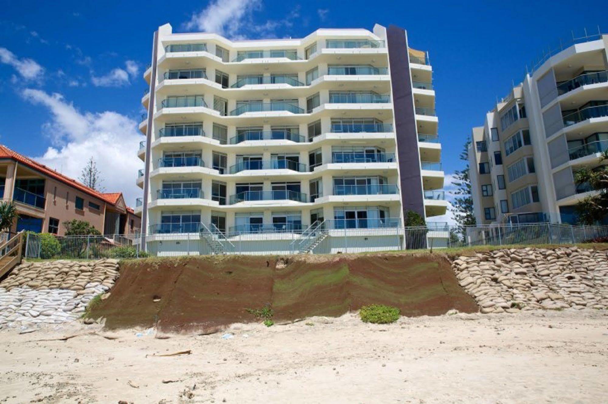 גולד קוסט Foreshore Beachfront Apartments מראה חיצוני תמונה