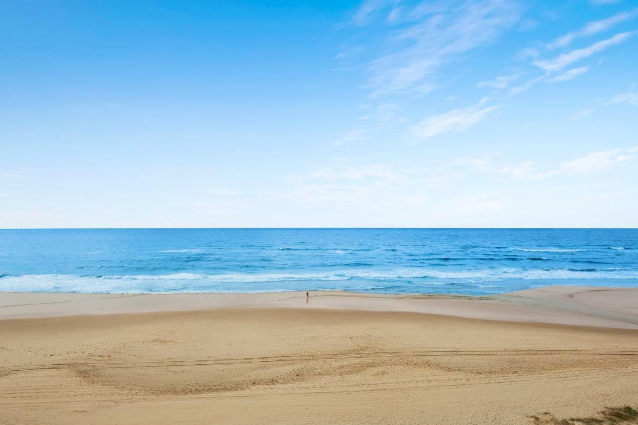 גולד קוסט Foreshore Beachfront Apartments מראה חיצוני תמונה