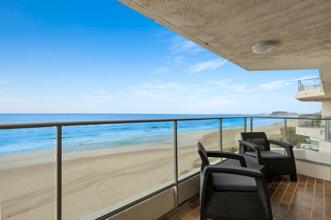 גולד קוסט Foreshore Beachfront Apartments מראה חיצוני תמונה