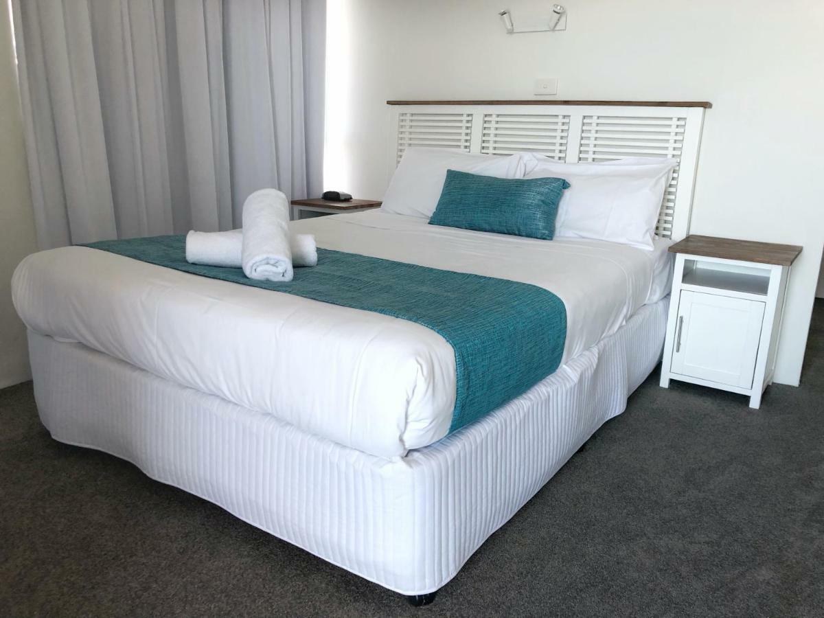 גולד קוסט Foreshore Beachfront Apartments מראה חיצוני תמונה